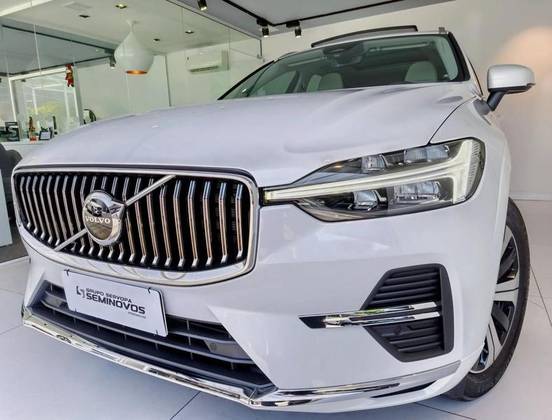 VOLVO XC60 2.0 T8 RECHARGE PLUS AWD GEARTRONIC